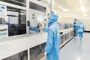 超高清“成都造”面板，智能大腦與綠色工廠的協同交響